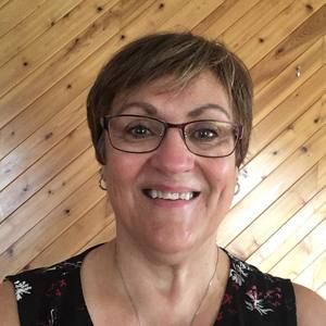 Meet your Posher, Ramona